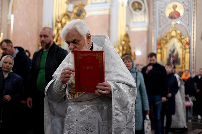 «Опасность тут постоянно» Почему храмы Донбасса не закрылись во время войны и что они пережили, став спасением для тысяч прихожан?