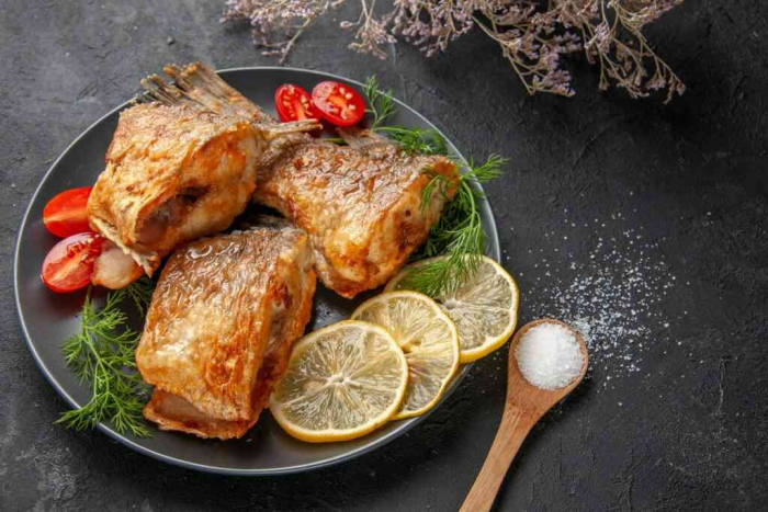 Хек с овощами в духовке: получается таким сочным, что мясо уже не хочется