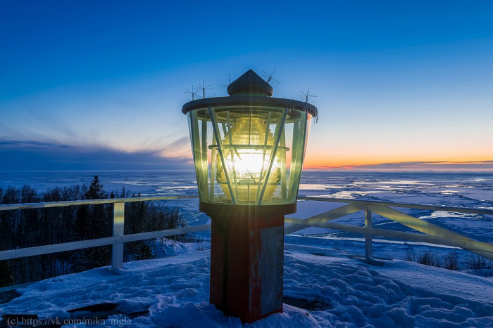 «Он излучал силу, надежность и уверенность» Россиянин 10 лет фотографирует маяки. Как их свет изменил его жизнь?