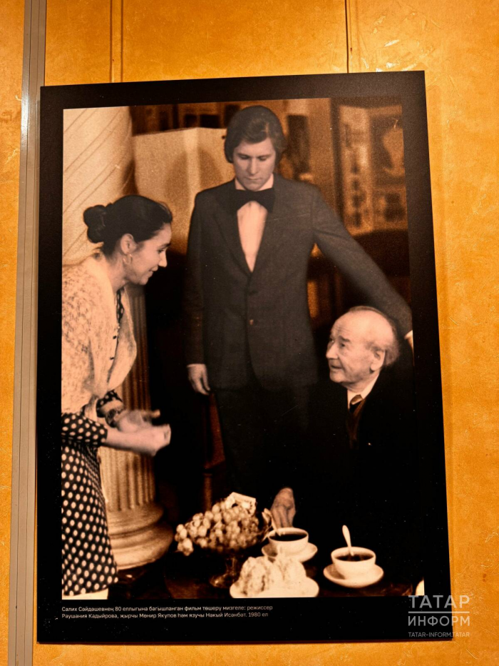 Фотосурәтләрдә – чын тарих: Казанда диктор Рөстәм Нәбиуллинның күргәзмәсе ачылды