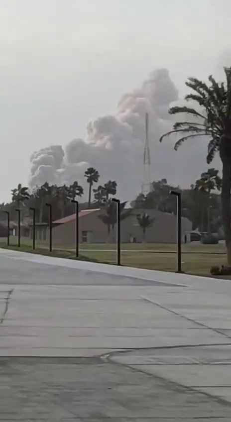 Эвакуация по-русски: почему туроператоры бросают клиентов лицом к лицу с войной??