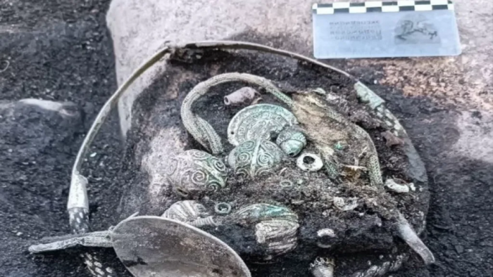 Серебряный клад весом в два килограмма раскрывает тайны средневековой Ладоги: что скрывали в Тиверском Городке?