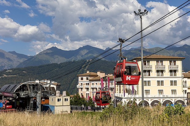 Куда поехать в бархатный сезон 2026 года в России? Лучшие направления для отдыха на море и не только