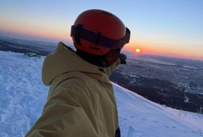 Сноубордистка сутки выживала в зимнем лесу на Сахалине без еды и связи