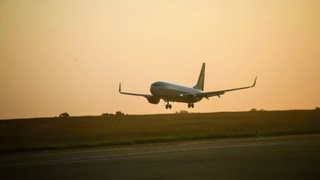 "Паники нет, но есть тревога". Как будут возвращать алтайских туристов, застрявших в Дубае