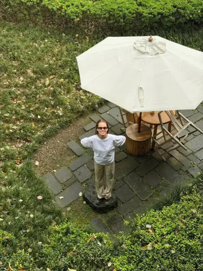 Курс на Восток: Ксения Собчак, Полина Киценко и Аврора Киба проводят время в Китае, а девушка Павла Дурова посетила Токио