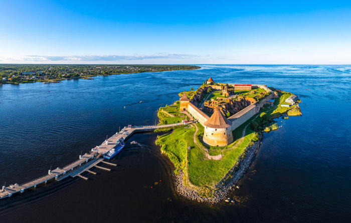 14 самых невероятных мест в России