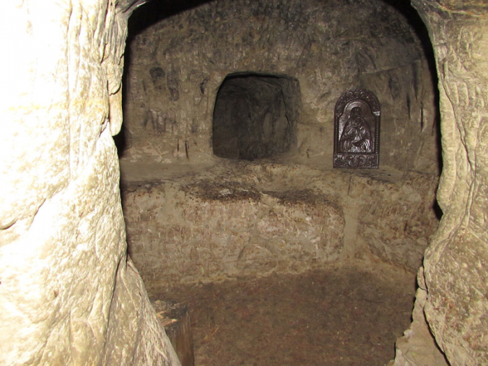 7 пещерных монастырей в России