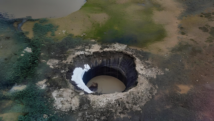 Ледяные вулканы: что выстреливает из жерла вместо лавы