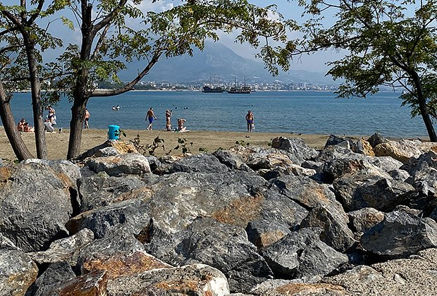 Какие страны открыты для россиян в 2026 году? Список государств, куда можно улететь из России прямым рейсом