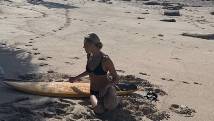 Карнавалы, Байкал и много бикини: как и где отдыхают Виктория Исакова, Юлия Вавилова, Аврора Киба и Надежда Оболенцева