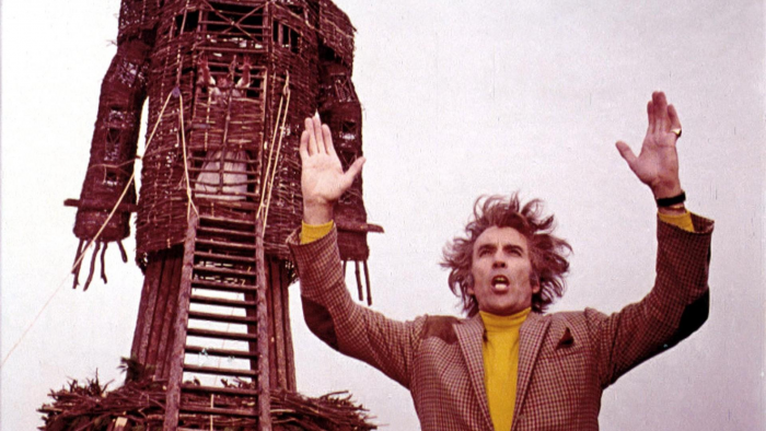 10 пробирающих до дрожи фильмов ужасов, действие в которых происходит днем