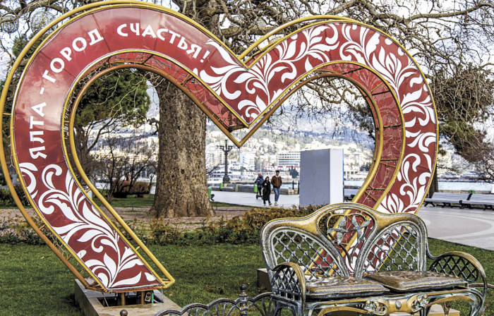 Какие крымские города популярны для весенних каникул и чем полуостров цепляет гостей