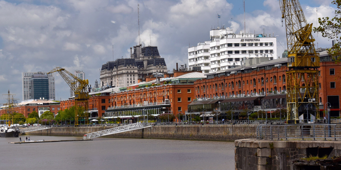 И дым отечества нам сладок: зачем сохранять старые фабрики и электростанции