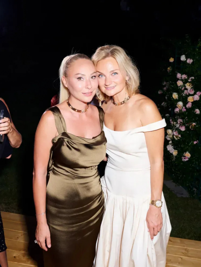 Снежанна Георгиева, Екатерина Мухина в "голом" платье и Оксана Бондаренко с мужем посетили вечеринку во Франции