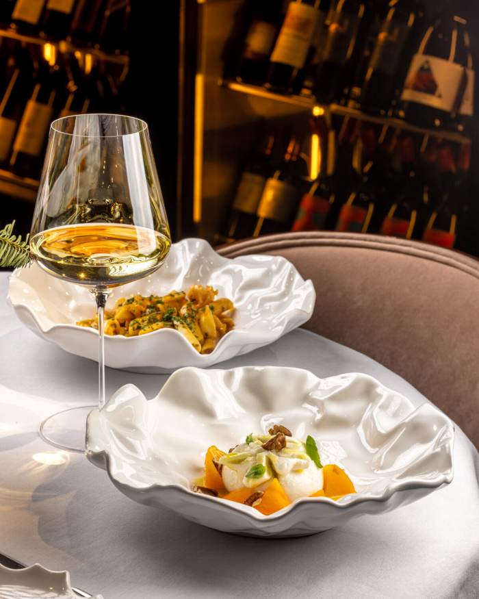 Ренессанс у моря: как знаковые рестораны Сочи переживают новую жизнь