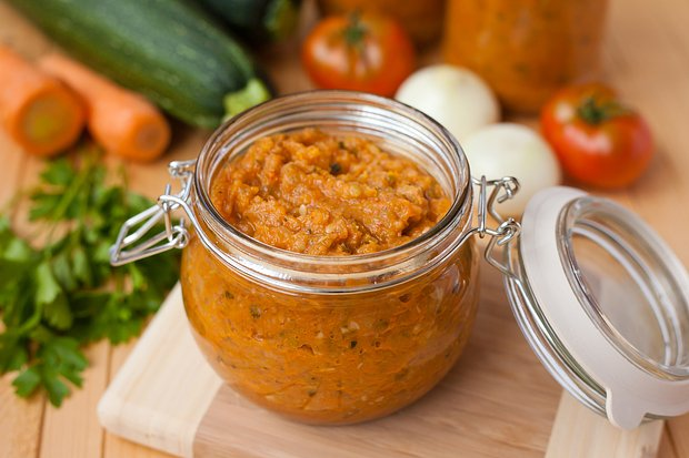 Кабачковая икра как в СССР: заготовка на зиму, рецепт по ГОСТу