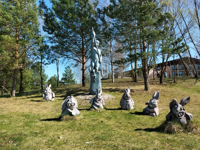 Искусство «Между небом и водой»