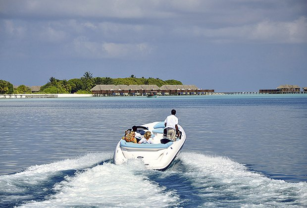 Куда поехать отдыхать в феврале 2026 года: идеи для путешествий по России, за границу и на море
