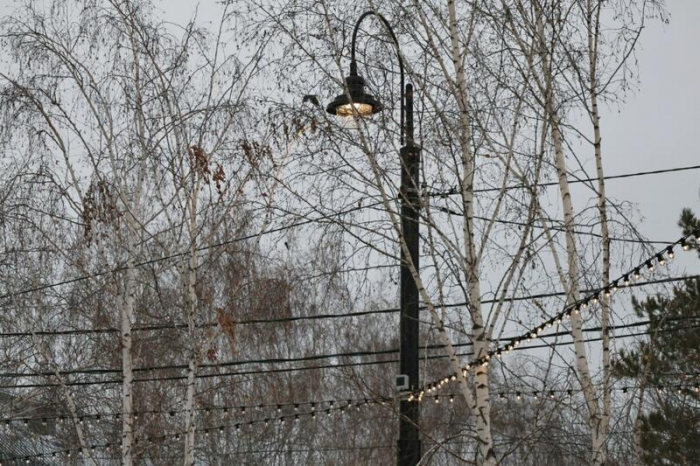 Барнаул сияет: на улице Льва Толстого завершается монтаж светового потолка