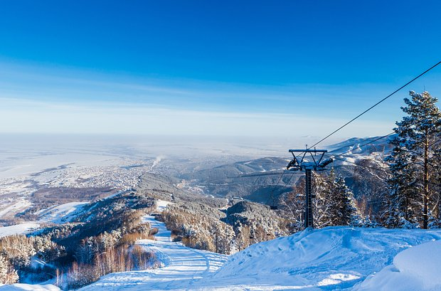 Куда поехать в марте 2026 года? Отдых в России, за границей, в горах и на море