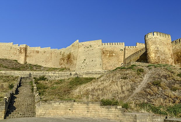 Куда поехать в марте 2026 года? Отдых в России, за границей, в горах и на море