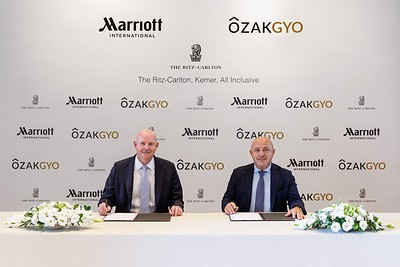 Marriott International и Özak GYO подписали соглашение об открытии курорта Ritz-Carlton на лучшем месте на побережье Турции в Кемере, Анталия