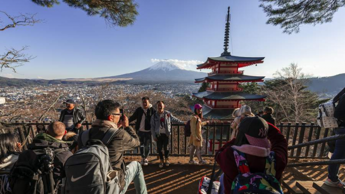 Тур де зумер: россияне стали чаще путешествовать в одиночку