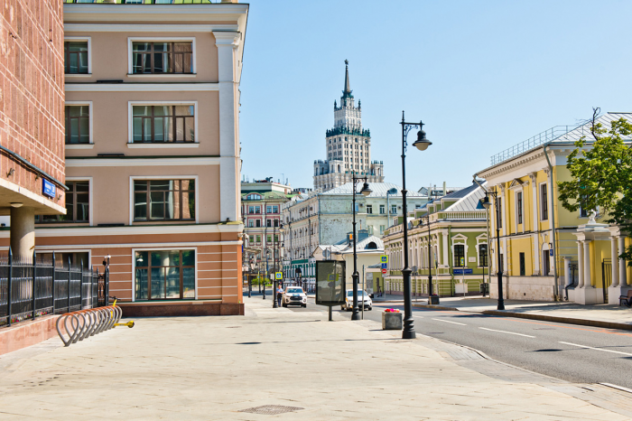 Москва в движении: прогулки по улицам разных эпох