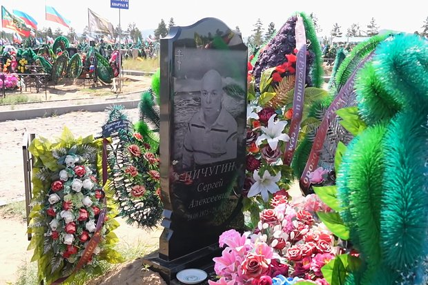 «Моих родных забрало море» Россиянин чудом выжил после 67 дней морского дрейфа на лодке. За что его хотят посадить на три года?