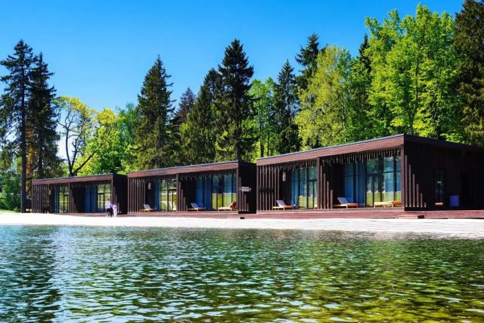 Куда поехать на майские праздники в Подмосковье: 7 проверенных парк-отелей с бассейнами