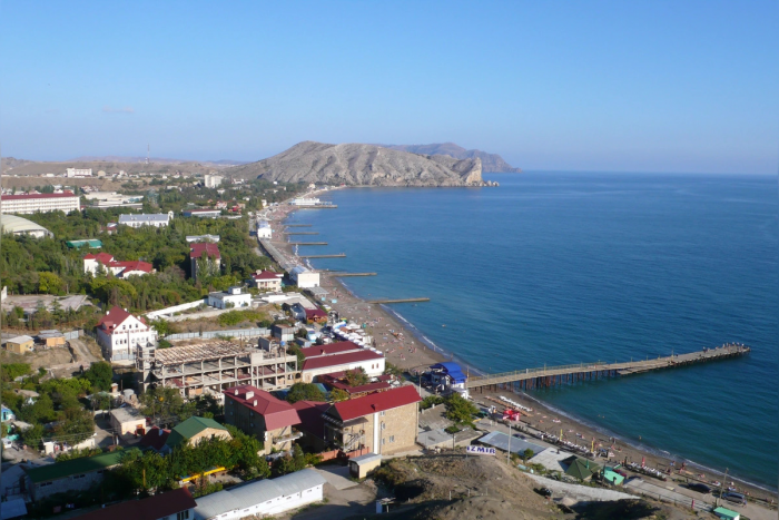 Почему туристы все чаще выбирают Судак вместо Ялты и Алушты
