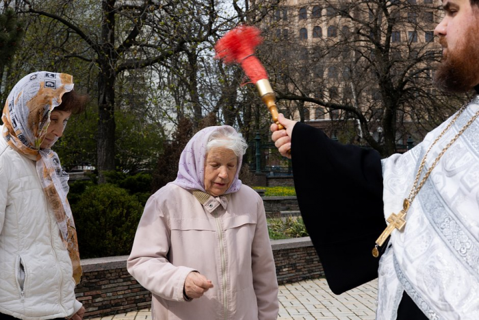 «Опасность тут постоянно» Почему храмы Донбасса не закрылись во время войны и что они пережили, став спасением для тысяч прихожан?