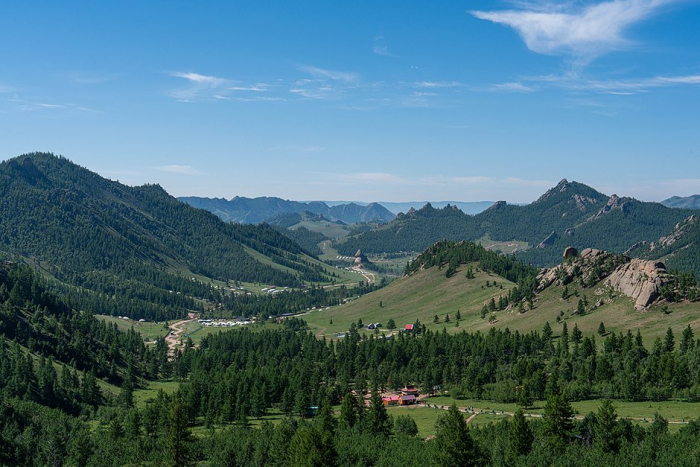 «Дает то, чего сейчас почти нигде не купишь» Почему Монголия внезапно начала набирать популярность у россиян?