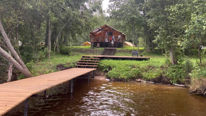 На берегу этой тихой реки: зачем ехать на выходные в Тверскую область