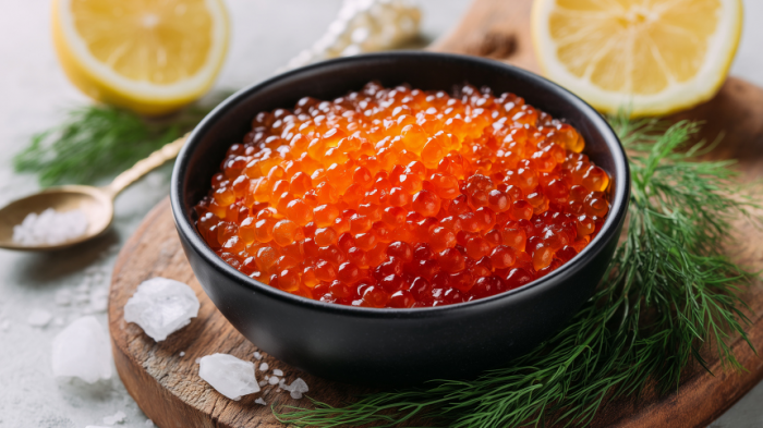 Настоящая или подделка? Как распознать искусственную икру