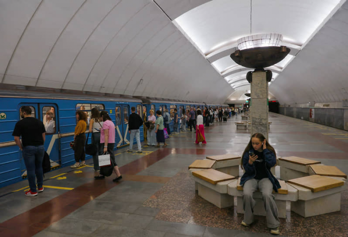 Е-метро.