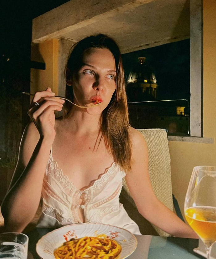 Самые перспективные турецкие актрисы: кто составит конкуренцию Ханде Эрчел и Неслихан Атагюль