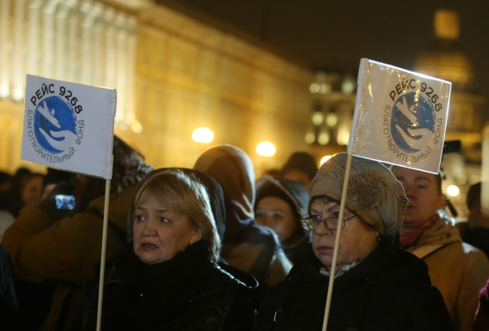 "Господи, как же больно!" Теракт на рейсе 9268. Погибших - сотни: Так кто же заложил бомбу? Ответ вызвал в Сети бурю