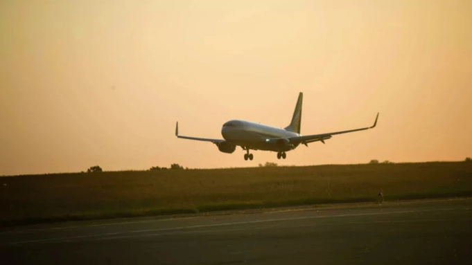 Запредельная организованность. Как пассажиры рейса Пхукет — Барнаул ждали вылета из Китая