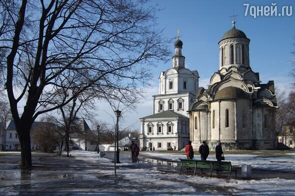 Самые красивые церкви Москвы: гид по православным храмам столицы