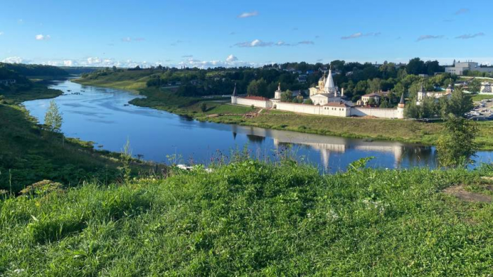 На берегу этой тихой реки: зачем ехать на выходные в Тверскую область