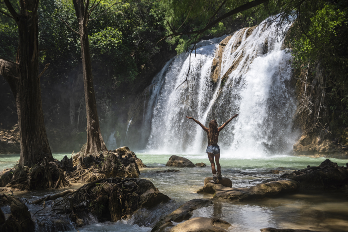 Куда поехать отдыхать в феврале 2026 года: идеи для путешествий по России, за границу и на море