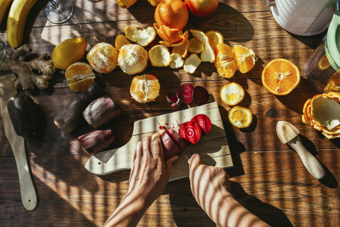 Что приготовить на Новый год: ленивая утка с яблоками и квашеной капустой, которая готовит себя сама