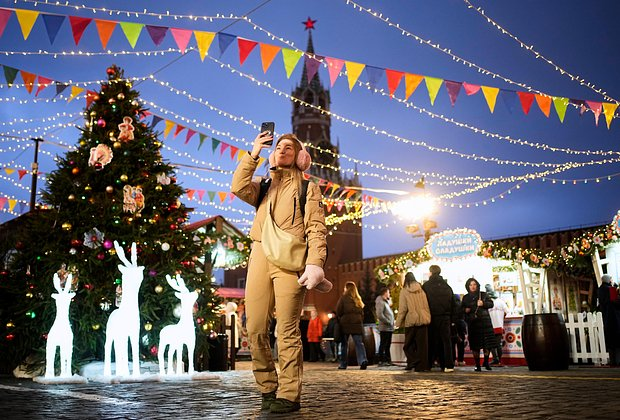 «Новый год просто взял и настал» Как самые длинные в истории новогодние праздники повлияют на россиян и почему выживут не все?