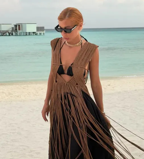 Карнавалы, Байкал и много бикини: как и где отдыхают Виктория Исакова, Юлия Вавилова, Аврора Киба и Надежда Оболенцева