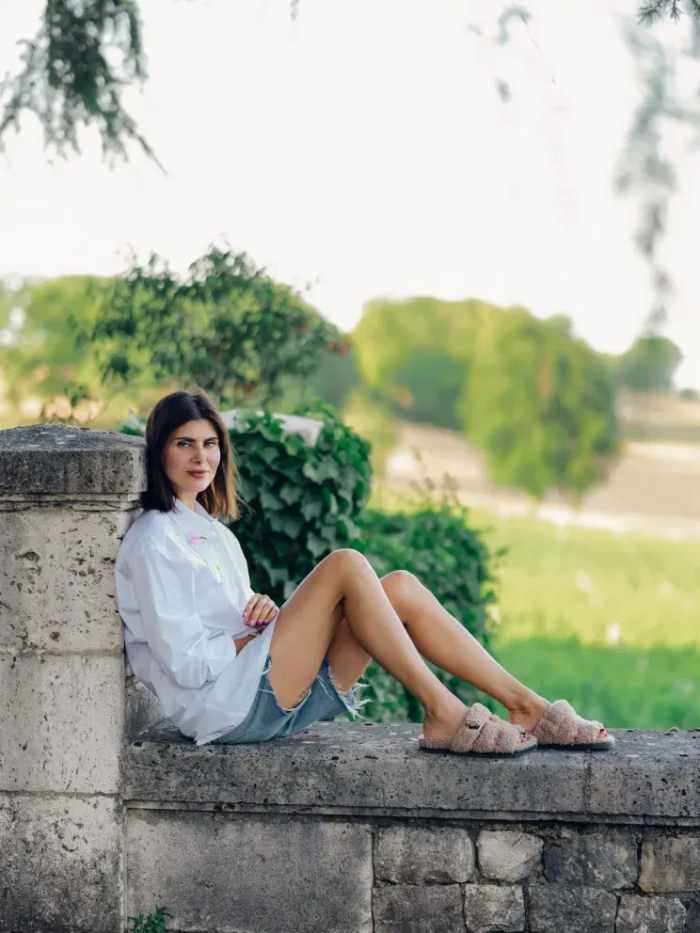 Сын, бикини и Hermes: Надежда Оболенцева показала, как проводит время в Аквитании
