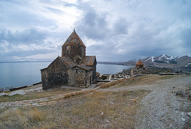 Куда поехать в марте 2026 года? Отдых в России, за границей, в горах и на море