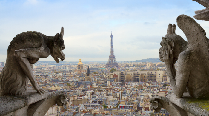 Бестиарий на фасаде: кто и зачем поселил гаргулий на стенах Петербурга