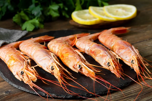 Как правильно готовить креветки: лучшие способы, тонкости и лайфхаки